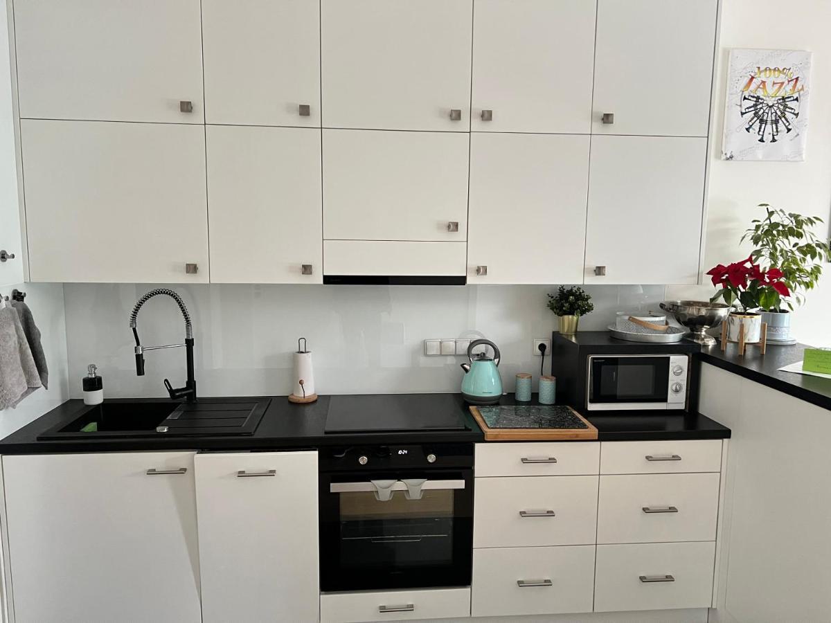 Apartment Jazz คอนสแตนชิน-เยซออร์นา ภายนอก รูปภาพ